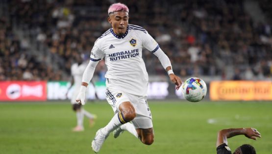 Julián Araujo admite contactos con el Club América