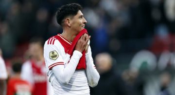El combativo Ajax de Edson y Sánchez salva empate vs Twente