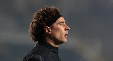 Oficial | Guillermo Ochoa se queda sin técnico luego de la goleada histórica del Salernitana