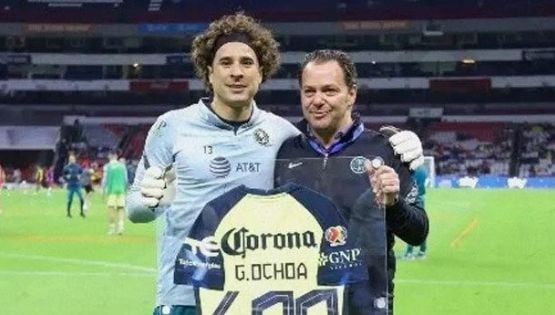 Santiago Baños revela el motivo de la salida de Guillermo Ochoa del Club América
