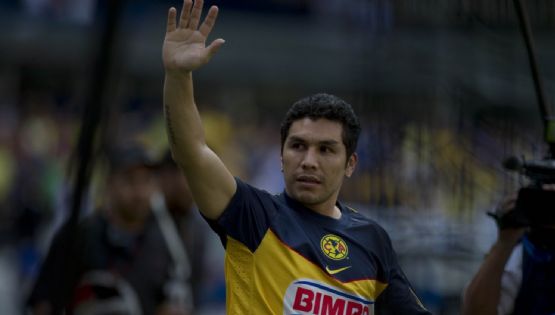 Video | Salvador Cabañas visita Coapa con un gran recibimiento de los jugadores del América