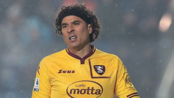 Guillermo Ochoa pudo jugar con el Napoli, ¿qué se lo impidió?