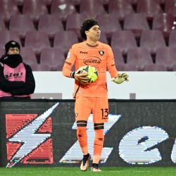 Video | Así jugó Guillermo Ochoa en su primera victoria con el Salernitana frente al Lecce