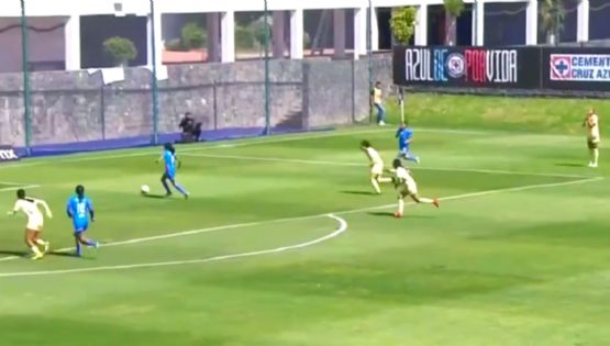 Afición no perdonó y se fue en contra de los errores de jugadora del Club América Femenil 