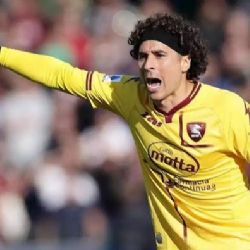 DT del Salernitana vuelve a resaltar la calidad de Guillermo Ochoa y lo califica como un portero Top