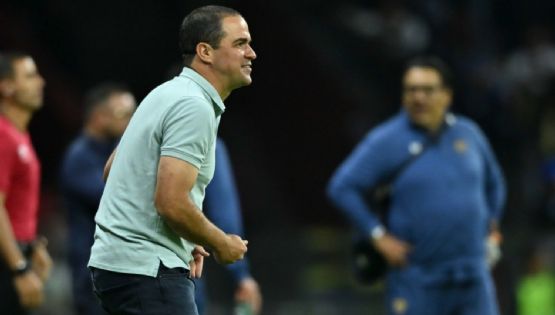 André Jardine reacciona de forma emotiva al triunfo del Club América en el Clásico Capitalino