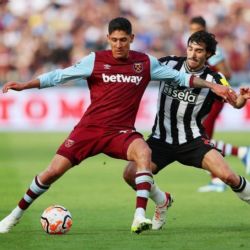 West Ham ELOGIA y PRESUME a Edson Álvarez en su primer partido de Champions League
