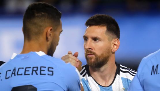 PARTIDAZO de Sebastián Cáceres en el TRIUNFO de Uruguay vs Argentina de Lionel Messi