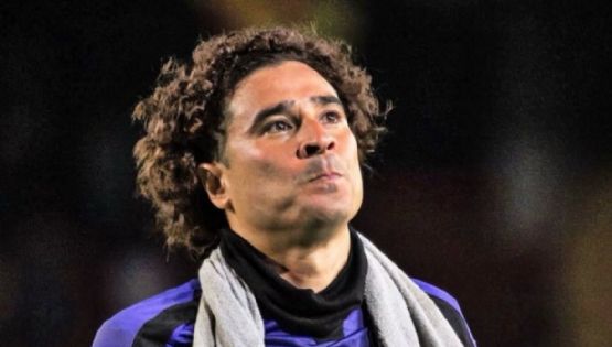 ¿Cuáles fueron los primeros 2 descensos de Guillermo Ochoa antes de Salernitana?