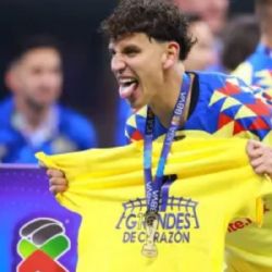 Las POLÉMICAS de Igor Lichnovsky que lo tendrían con un PIE FUERA del Club América