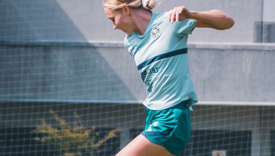“Tenía mariposas en mi estómago y perdía el aliento”: Sarah Luebbert al jugar en el Estadio Azteca