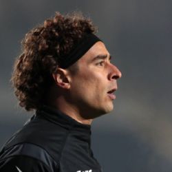 ¿Por qué Guillermo Ochoa NO jugó con el Salernitana como TITULAR?