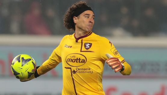 Guillermo Ochoa ROMPE EL SILENCIO y le confiesa a Iván Zamorano LA VERDAD sobre su salida del Club América