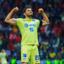 Leyenda del Club América llena de elogios a Henry Martín tras acercarse a su récord de goles