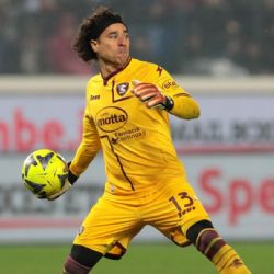 ¿Cómo podría afectar a Guillermo Ochoa el despido de su DT en el Salernitana?