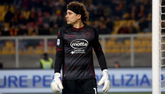 El Salernitana de Guillermo Ochoa VUELVE a despedir a su DT en menos de un mes