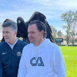 Santiago Baños INTERVIENE en el entrenamiento del Club América