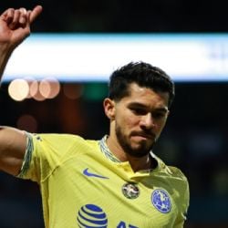 Henry Martín confiesa QUÉ JUGADOR del América lo convenció de quedarse y no irse a Chivas