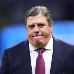 Miguel Herrera ES ABUCHEADO por la afición del Club América en el Estadio Azteca