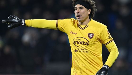 ¡Todo un caballero! Guillermo Ochoa tiene GRAN GESTO con Luigi Sepe a pesar de ser suplente en el Salernitana
