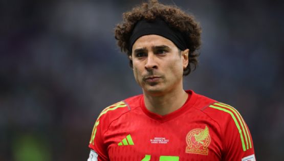 Enrique Beas llama ‘paleros’ a los fans de Memo Ochoa y ARREMETE contra el portero
