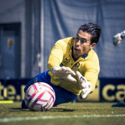 Afición del Club América explota contra Óscar Jiménez y YA NO LO QUIEREN DE TITULAR