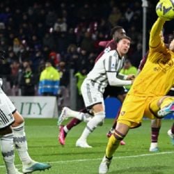 Video | Guillermo Ochoa hace GRAN ATAJADA para evitar una peor goleada del Salernitana ante la Juventus