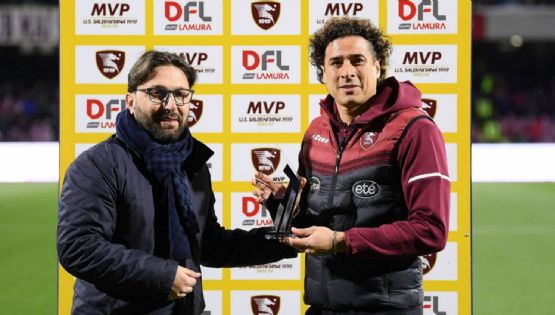 Guillermo Ochoa es elegido como MVP del mes con el Salernitana