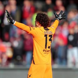 Guillermo Ochoa con posibilidades de ganar un NUEVO PREMIO con el Salernitana de Italia