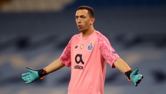 Rumor | ACÉRRIMO RIVAL del Club América buscaría el fichaje de Agustín Marchesín