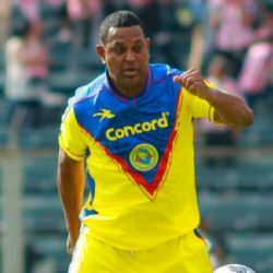 Antonio Carlos Santos SE LANZA contra la ’amistad’ que hay entre jugadores de América y Chivas