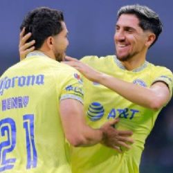 Diego Valdés responde cómo APROVECHAN el buen momento de Henry Martín