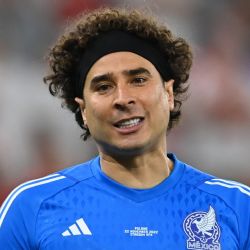 Guillermo Ochoa se coloca entre los MEJORES PORTEROS del Siglo XXI a nivel de Selecciones