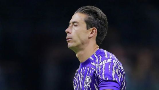 ¿Sin confianza? GRAVE ERROR de Óscar Jiménez que casi le cuesta un gol a América ante Santos Laguna