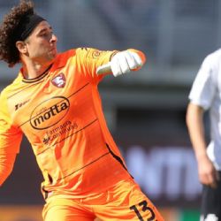 Prensa de Italia critica a la afición mexicana por ABUCHEOS a Guillermo Ochoa
