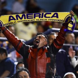 Afición del Club América en CONTRA de la VIOLENCIA con iniciativa