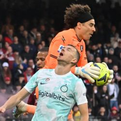 OTRA VEZ OCHOA, ¡Salernitana se salva tras otra de sus atajadas monumentales!