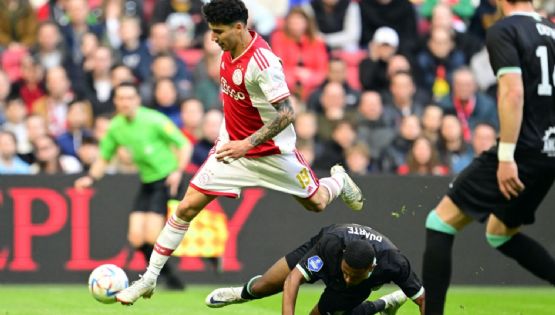 Video | Jorge Sánchez CASI METE GOLAZO de chilena con el Ajax