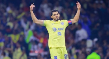 Henry Martín PIDE PERDÓN a su mamá en pleno 10 de Mayo