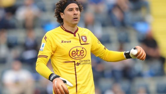 Guillermo Ochoa consigue REVANCHA de la peor goleada de su carrera con el Salernitana