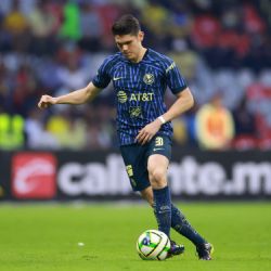 Israel Reyes sorprende con su NUEVO LOOK previo a las semifinales entre América y Chivas