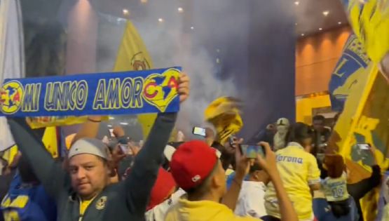 Video | Afición del Club América SORPRENDE al equipo con serenata