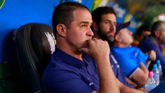 ¿Quién es André Jardine posible NUEVO DT del Club América?