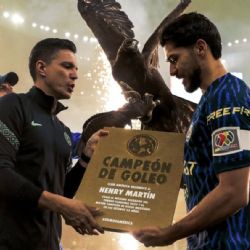 Video | Henry Martín casi SUFRE ACCIDENTE con ‘Celeste’ la Águila del Club América