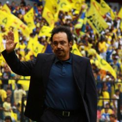¿Pedrada al Club América! Hugo Sánchez ASEGURA estar actualizado y listo para volver como DT