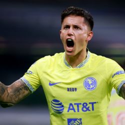 Brian Rodríguez SE INSULTA con aficionado del Club América