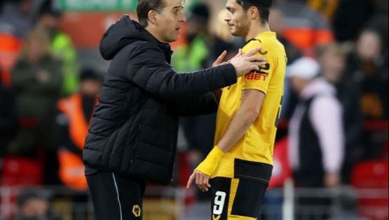 Raúl Jiménez ROMPE EL SILENCIO y culpa de su lesión al Wolverhampton y Julen Lopetegui