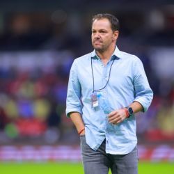 Santiago Baños LANZA ADVERTENCIA a las Chivas para el Apertura 2023