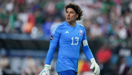 Guillermo Ochoa confiesa su MAYOR RIVAL para la titularidad de la Selección Mexicana en el Mundial del 2026