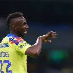 “Puede triunfar en el equipo que quiera”: Leyenda del América ELOGIA a Julián Quiñones